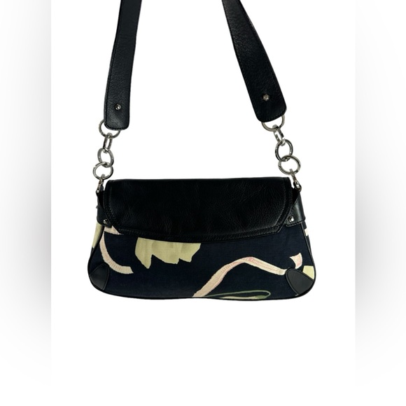 Vintage SALVATORE FERRAGAMO Gancini black canvas and leather shoulder bag flower - Picture 3 of 14